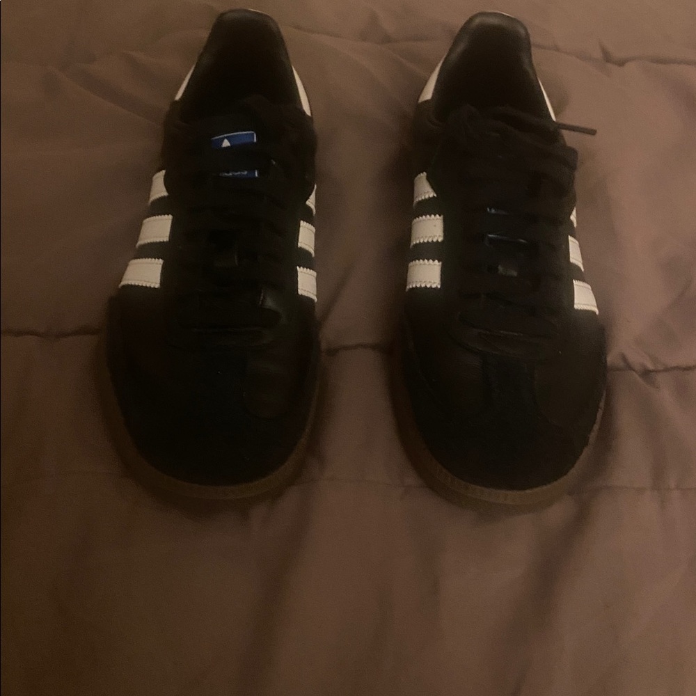 Adidas women’s Black Sneakers with White Stripes size 7 New without box